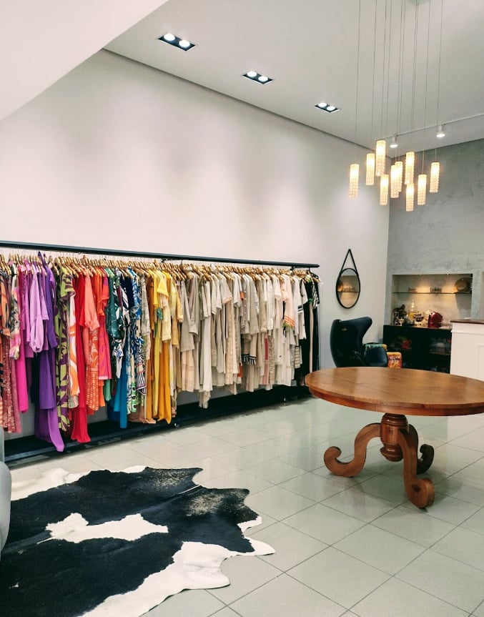 boutique muru muru, interior da loja, roupas de marca femininas na região de Santo André